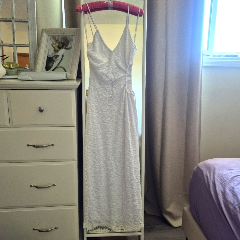 New Stradivarius White Lace Maxi Special Collection Medium Size Dress